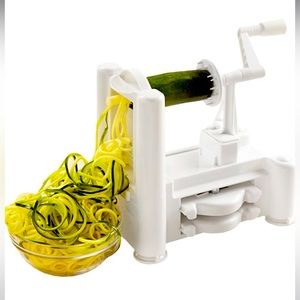 🔥Kinzi Sp Tri-Blade Vegetable and Fruit Spiral Slicer Chopper, Veggie pasta 🔥